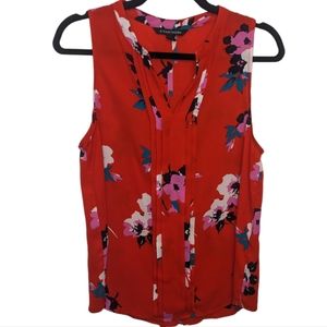 41 Hawthorn Red Floral Sleeveless Blouse 🌺❤️
